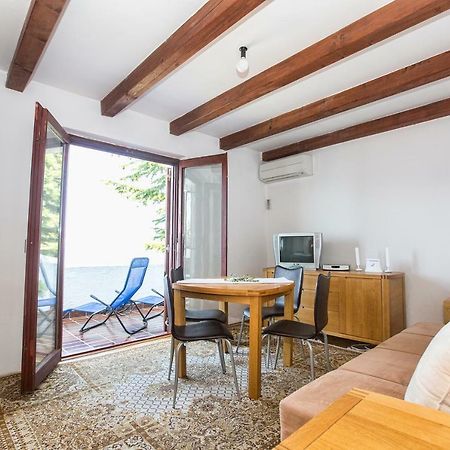 Penthouse Karlobag Apartment Bagian luar foto